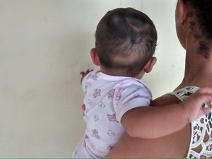 Bebê que teria sido negociado quando era gerado, está com 7 meses  (Foto: Divulgação/Polícia Civil)