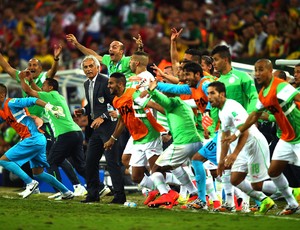 Vahid Halilhodzic técnico comemoração jogo Argélia x Rússia (Foto: Getty Images)