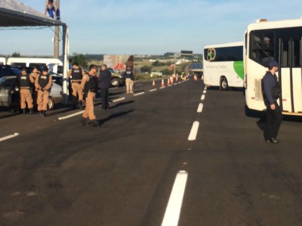 Além da praça de pedágio, fiscalização será realizada no Lago de Itaipu, estradas rurais e nas pontes da Amizade e Tancredo Neves (Foto: Receita Federal / Divulgação)