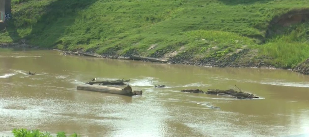 Rio Acre está abaix de 1,70 metro na capital acreana — Foto: Reprodução/Rede Amazônica Acre