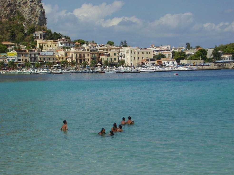 As paradis&iacute;acas cidades ao sul da It&aacute;lia pretendem diminuir o envelhecimento da popula&ccedil;&atilde;o com pol&iacute;ticas para atrair estrangeiros &mdash; Foto: Luciana Froes / Ag&ecirc;ncia O Globo