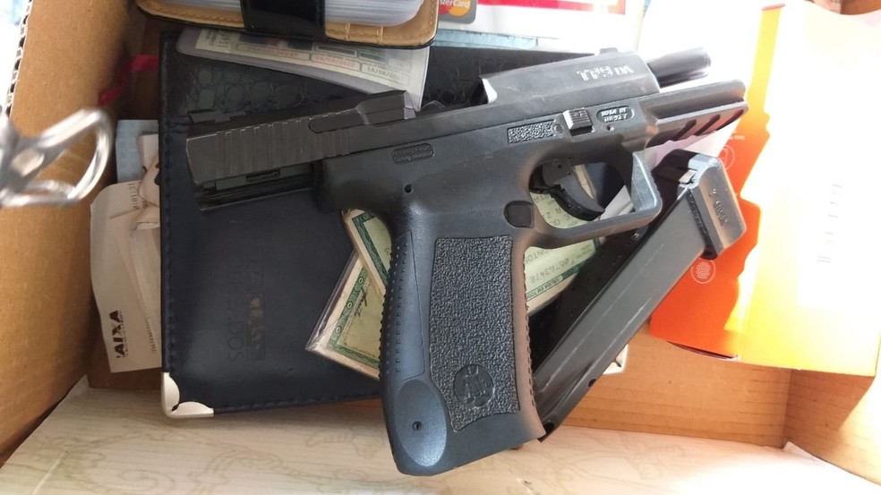 Além das prisões, houve apreensões, incluindo armas.  — Foto: Secretaria de Segurança Pública (SSP-BA)