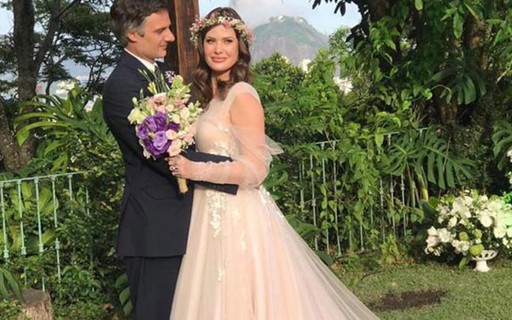 Mayana Moura se casa com francês no Rio: "Mr. & Mrs Harang"