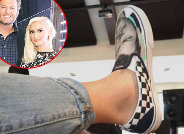 Gwen Stefani usa tênis com estampa de rosto de Blake Shelton (Foto: Reprodução)