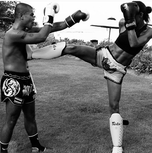 Gracie lutando muay thai (Foto: Reprodução/Instagram)