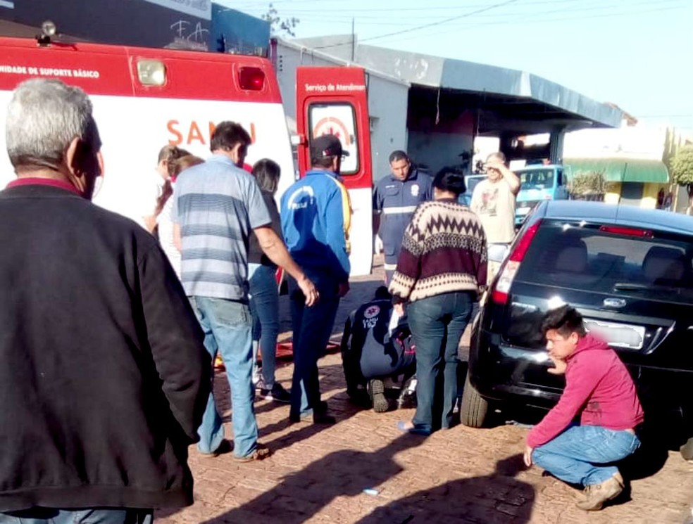Vítima foi socorrida por uma unidade do Samu e levada para a Santa Casa de Pirajuí — Foto: Arquivo pessoal