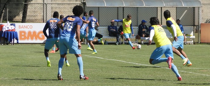 Marcelo comanda coletivo e mostra Cruzeiro que vai enfrentar o Criciúma