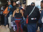 Crise na Venezuela provoca corrida por alimentos na fronteira de Roraima