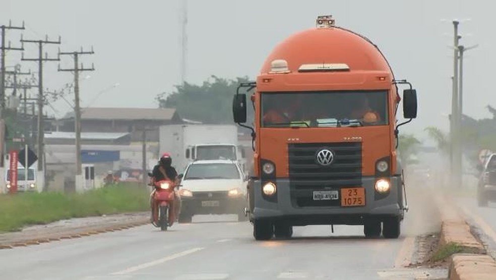 DNIT estabeleceu regras e restrições para tráfego na BR 364 durante período chuvoso (Foto: Reprodução/Rede Amazônica Acre)
