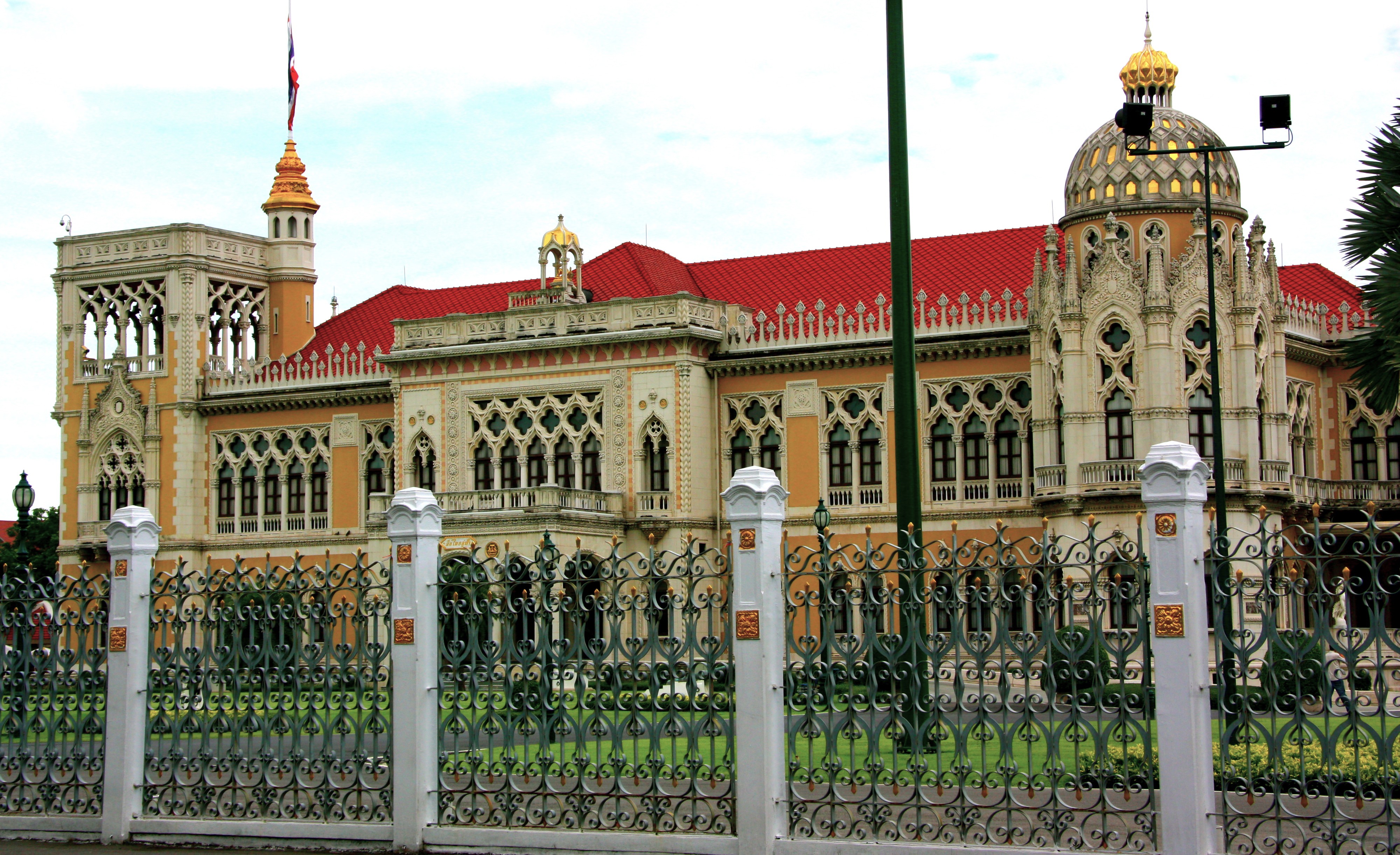 Sede do governo da Tailândia, em Bangkok (Foto: Wikimedia Commons)