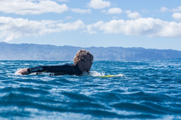 John John Florence aproveita para surfar durante suas férias no circuito (Foto: Pedro Abreu)