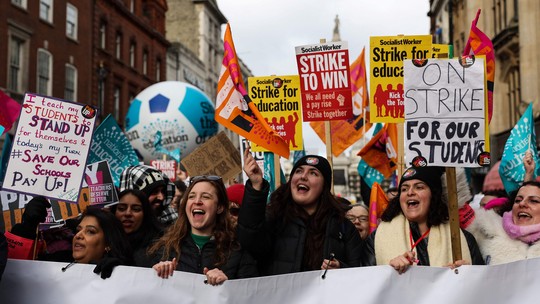 Maior greve da década paralisa o Reino Unido