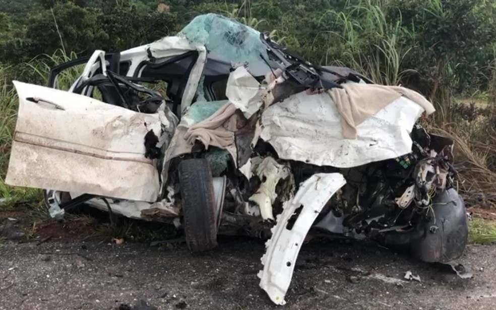 Resultado de imagem para Acidente deixa 4 mortos na BR-070, em Cocalzinho de Goiás; vice-prefeito e filho ficam feridos