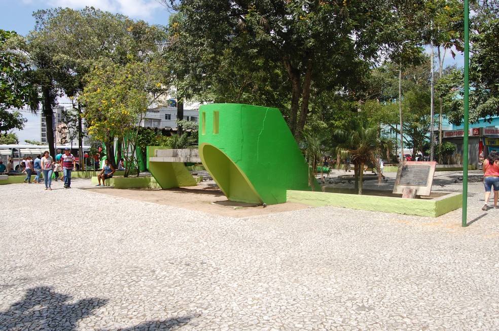 Praça da Bandeira em Campina Grande — Foto: Gustavo Xavier / G1