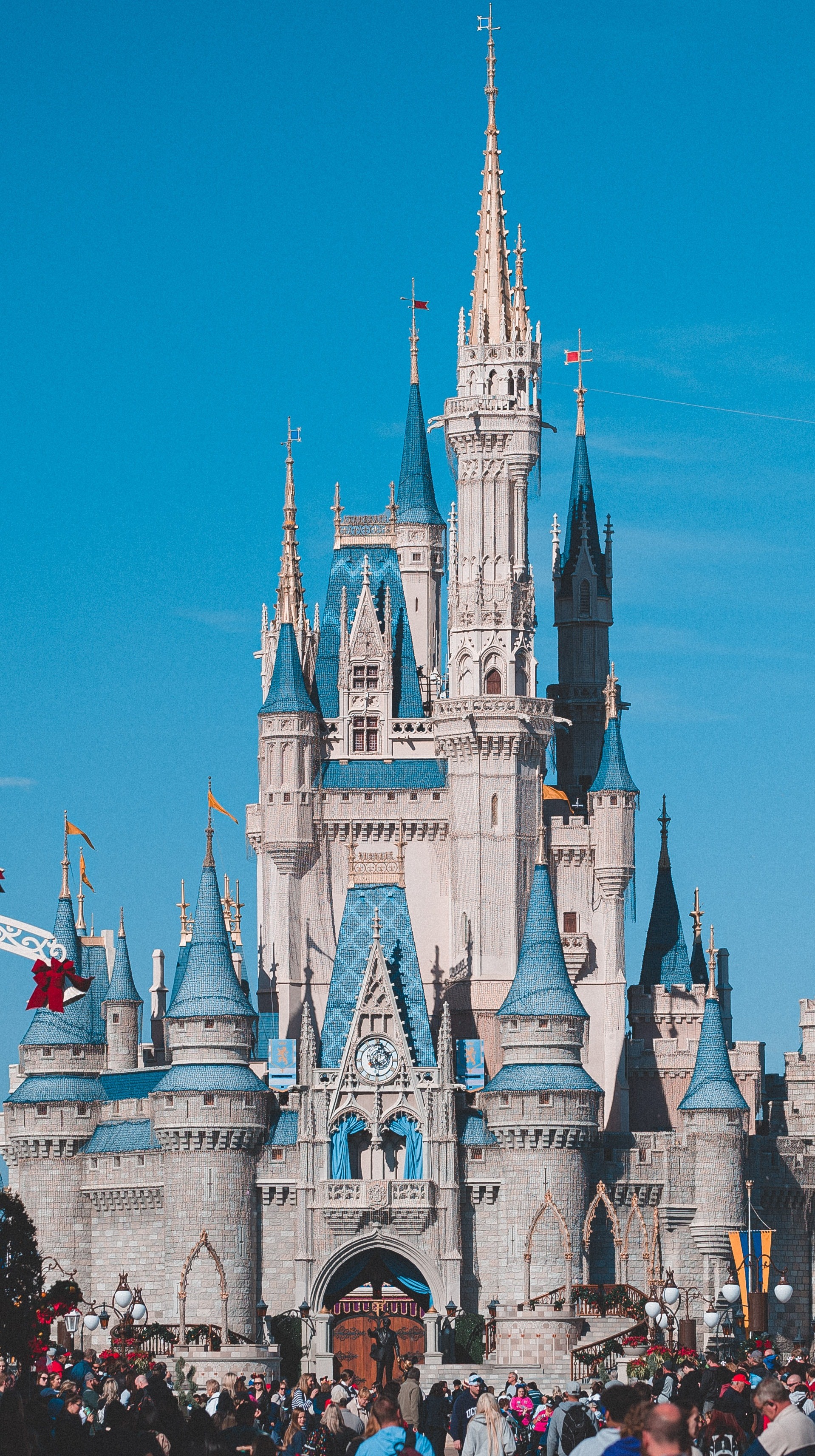 Os bastidores da volta do antigo CEO ao comando da Disney Empresas