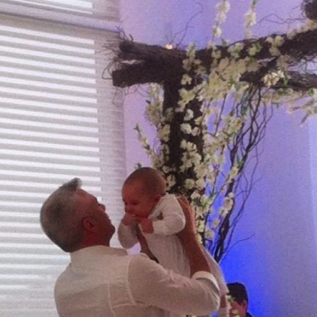 Marido de Ana Hickmann e o filho, Alexandre (Foto: Reprodução/Instagram)