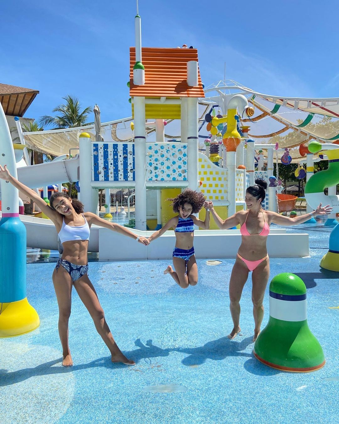 Samara Felippo encerrou viagem com as filhas (Foto: Reprodução/Instagram)