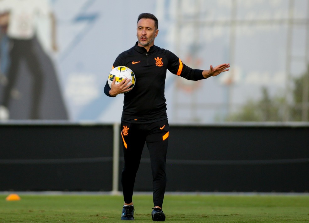 Confira a escalação do Corinthians para enfrentar o RB Bragantino
