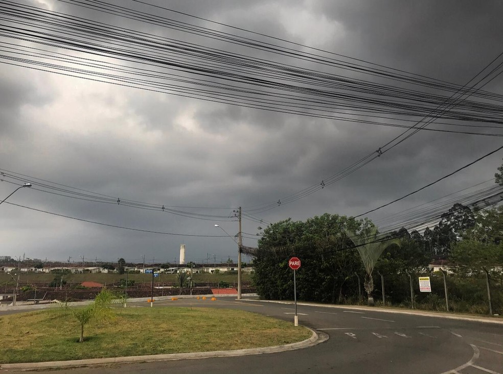 Tempo no Bairro Serra D'Água em Juiz de Fora — Foto: Caroline Delgado/G1