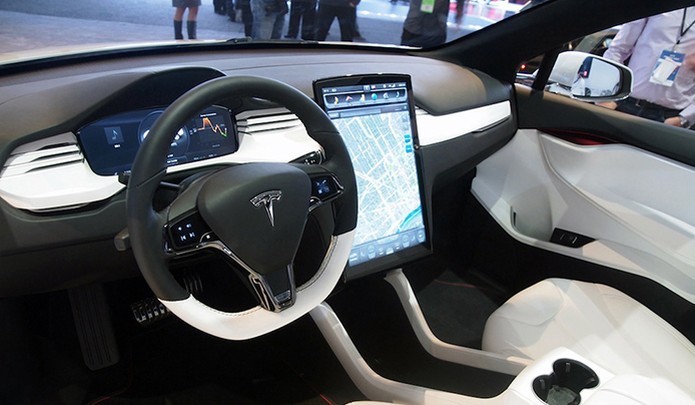 Carros smart podem ser alvo fácil de hackers, segundo a Trend Micro (Foto: Divulgação/Tesla Motors)