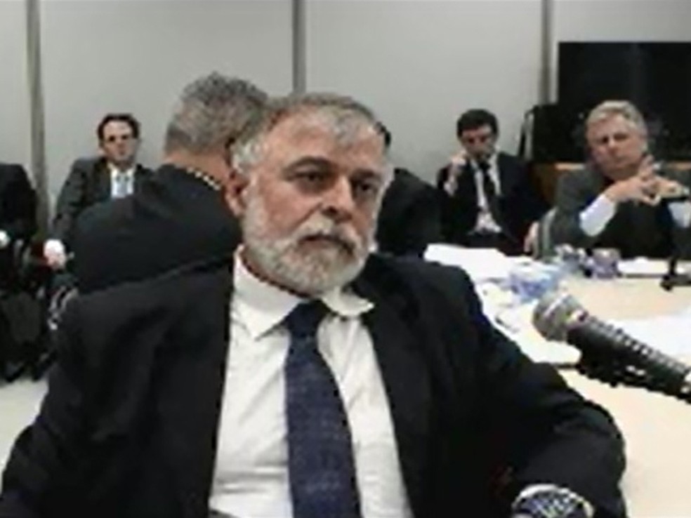 O ex-diretor da Petrobras Paulo Roberto Costa, ao prestar depoimento à Justiça do Paraná — Foto: Reprodução