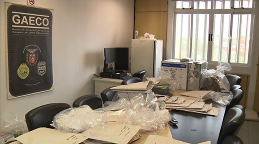Material apreendido pelo Gaeco durante as investigações da Operação Dejá Vù — Foto: Reprodução/RPC