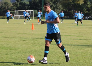 Grêmio inicia preparação no México sem Giuliano e com treino fechado