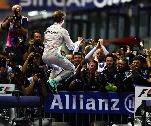 Nico Rosberg vence GP de Cingapura 2016 (Foto: getty images)