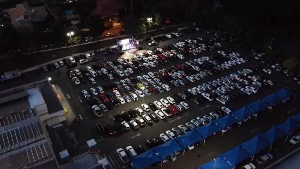 Igreja evang&eacute;lica re&uacute;ne mais de 600 carros para culto drive-in em Mar&iacute;lia &mdash; Foto: Igreja Batista/Divulga&ccedil;&atilde;o