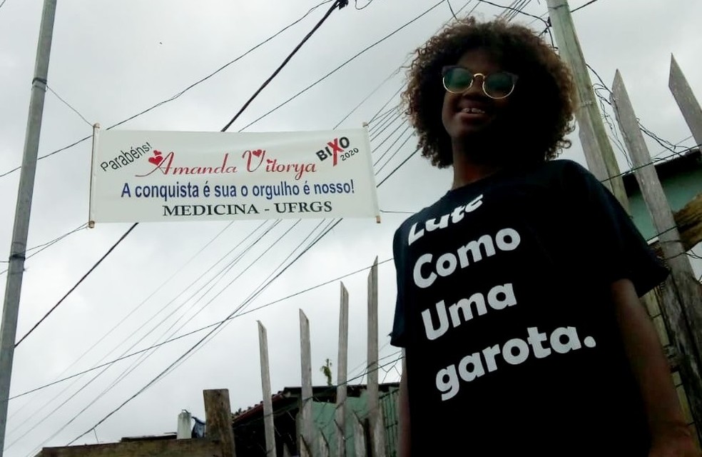 Amanda Gomes passou em medicina na UFRGS — Foto: Arquivo pessoal