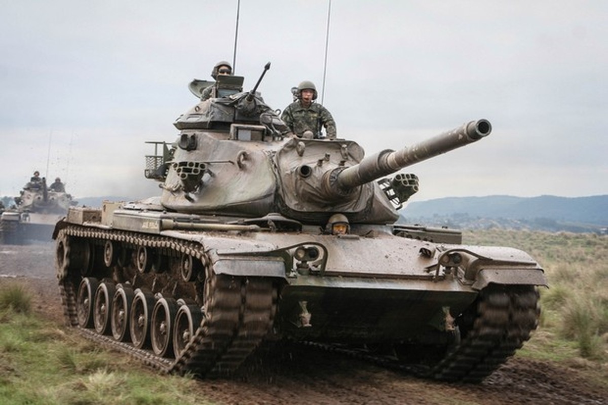 otomatic m60 tank