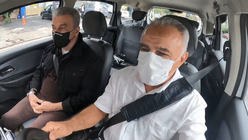Taxista não precisa de GPS para circular pelas mais de 50 mil ruas de São Paulo — Foto: Globo Repórter