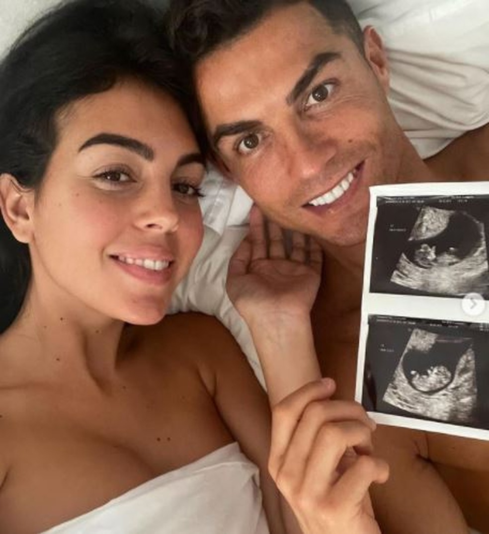 Georgina e Cristiano Ronaldo durante a gravidez dos gêmeos — Foto: Instagram/Cristiano Ronaldo