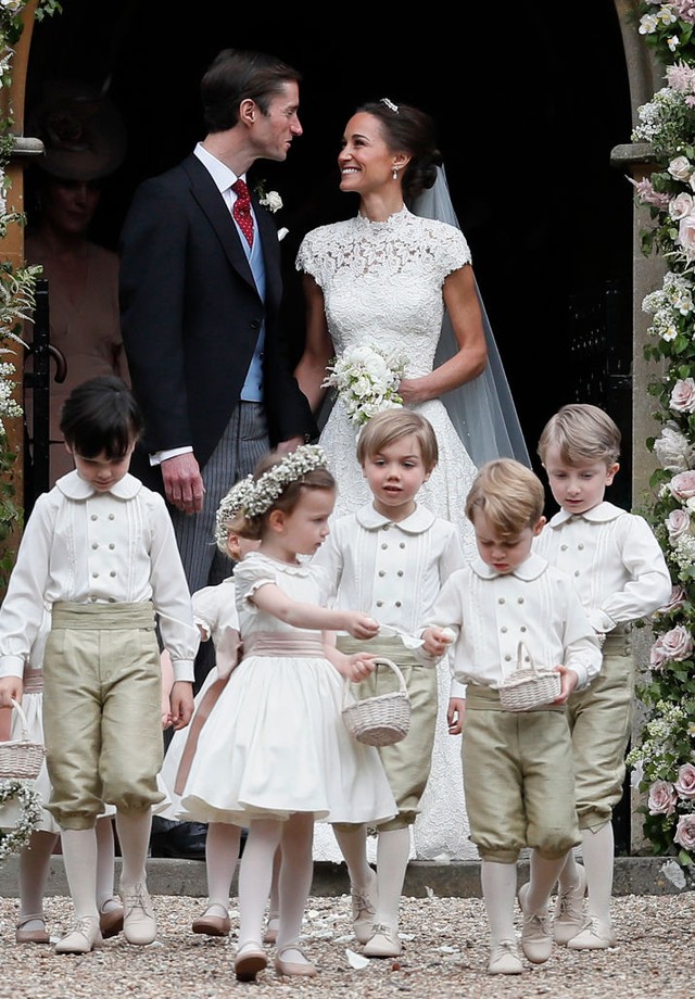 Pippa e James após a cerimônia (Foto: Getty Images)