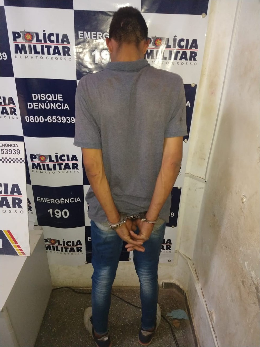 Jonh Lennon da Silva, de 21 anos, foi detido suspeito de matar jornalista em Cuiabá; ele negou o crime — Foto: Polícia Militar de Mato Grosso/Divulgação