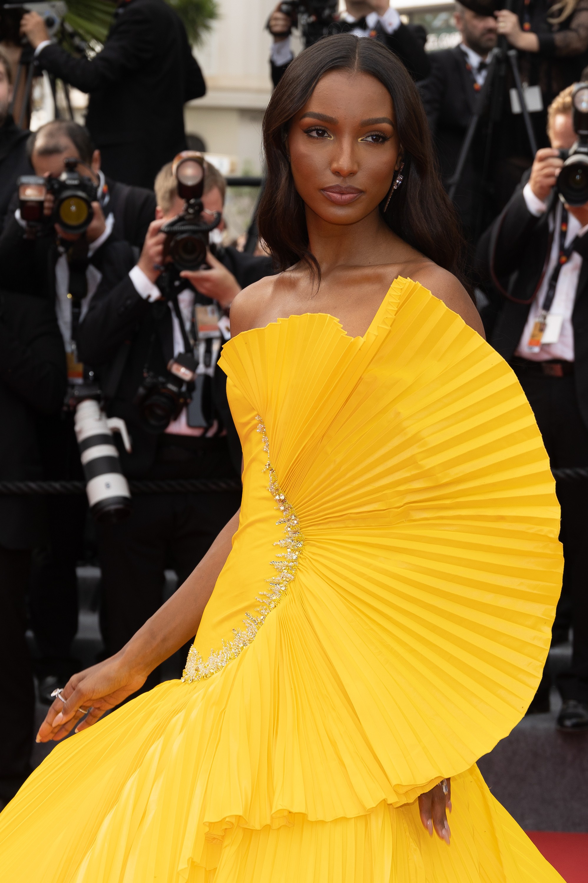 CANNES, FRANCE - MAY 18: Jasmine Tookes attends the screening of "Top Gun: Maverick" during the 75th annual Cannes film festival at Palais des Festivals on May 18, 2022 in Cannes, France. (Photo by Marc Piasecki/FilmMagic) (Foto: FilmMagic)