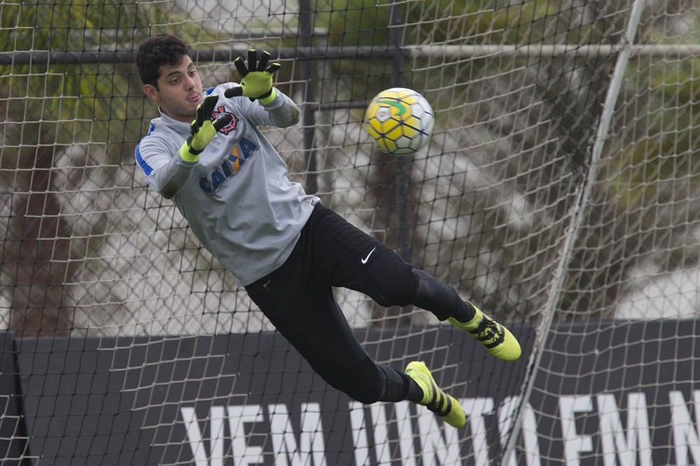 Corinthians tira peso do caso Vidotto: 