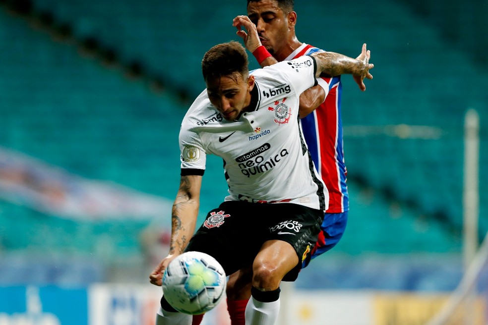 Notas da partida: Cássio e defensores vacilam no jogo 500 do goleiro do Corinthians; garoto entra bem