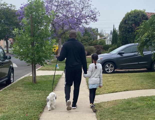 Racismo: pai admite que tem medo de caminhar sozinho pelo bairro (Foto: Reprodução Facebook)
