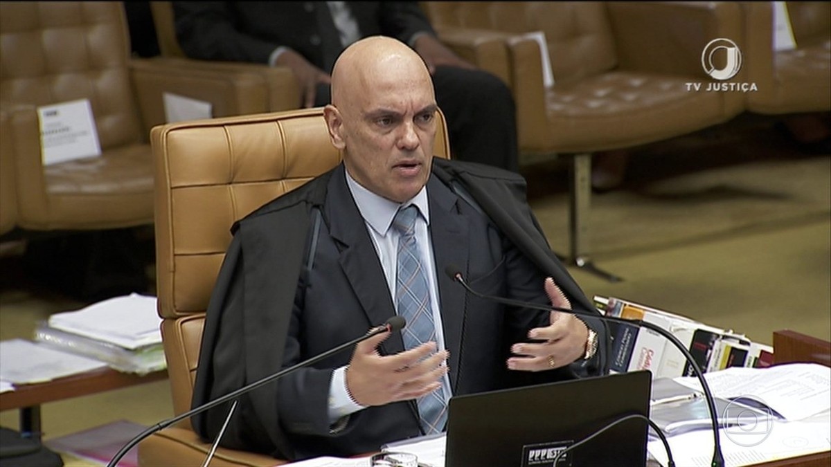 Moraes diverge de Toffoli e aprova compartilhamento total de dados da Receita com MP