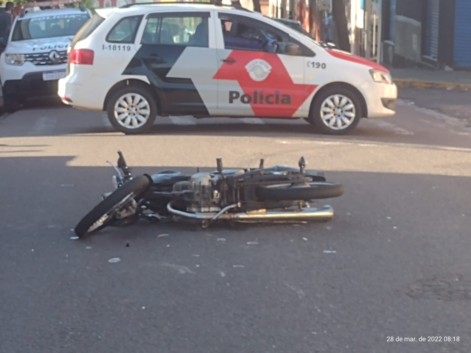 Mulher é socorrida em estado grave após ser atropela por motocicleta em Presidente Prudente