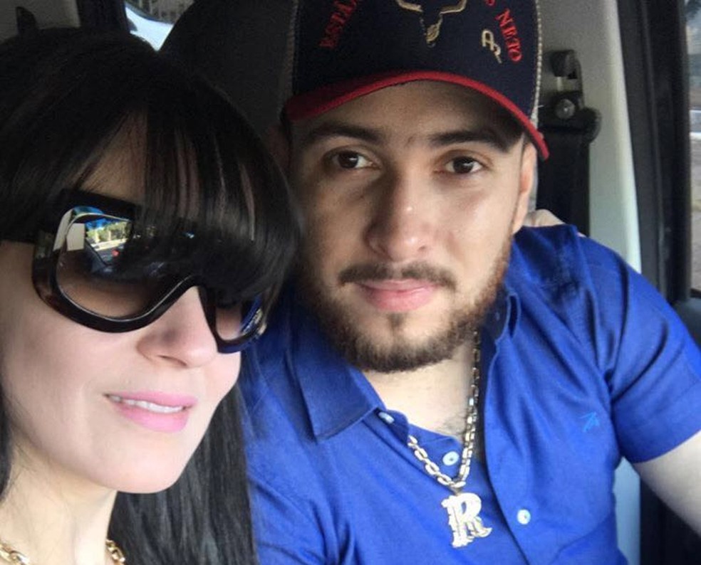 A médica Yana Alvarenga e o marido dela, Antônio Pereira, que foram denunciados por morte de prefeito (Foto: Reprodução)