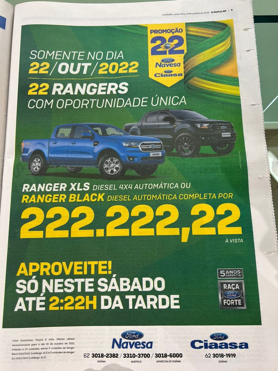 Anúncio de concessionária de carros faz referência ao número do candidato à reeleição Jair Bolsonaro (PL)