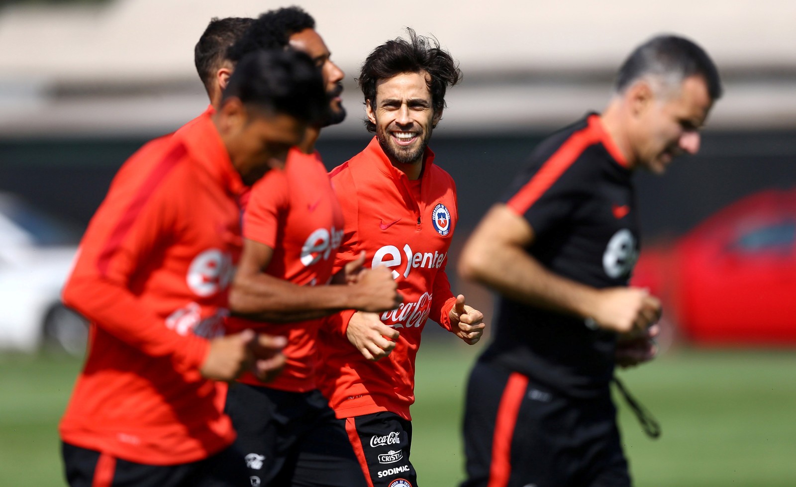  Neto ataca Felipe Melo, e Valdivia usa Twitter para provocar comentarista