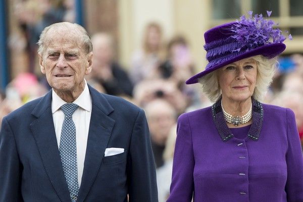 Príncipe Philip, Duque de Edimburgo, e Camilla, Duquesa da Cornualha, em 2016 (Foto: Getty Images)