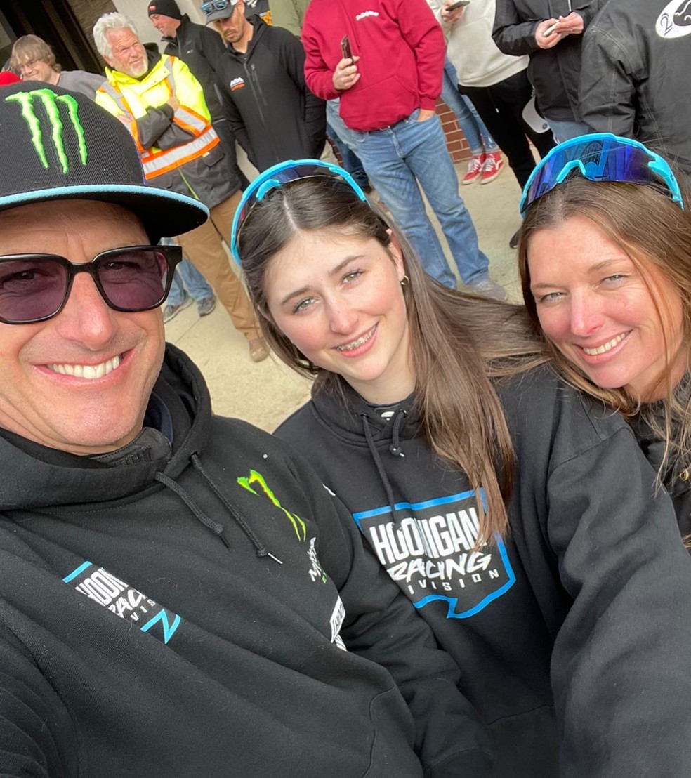 Ken com a filha e mulher &mdash; Foto: Reprodu&ccedil;&atilde;o do Instagram