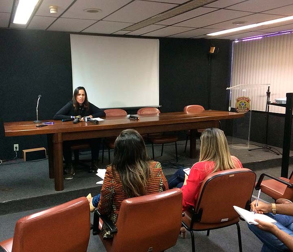 Delgada disse em coletiva que suspeito de fraude no Enem confessa que usou celular durante prova em Salvador (Foto: Maiana Belo/G1 BA)