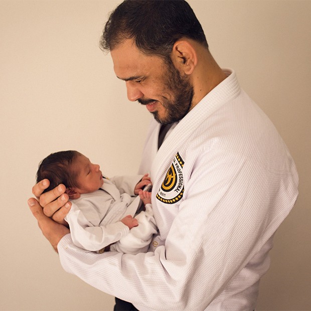 Rogério Minotouro com o filho Romero (Foto: Daniela Leite/ Divulgação) Rogério Minotouro com o filho Romero (Foto: Daniela Leite/ Divulgação)