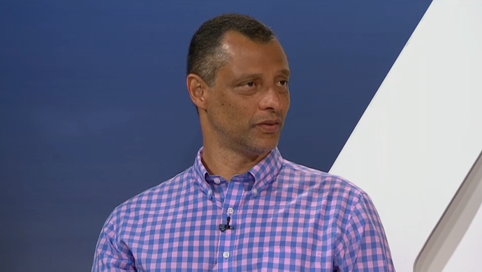 Gerente do Flu elogia Sheik: É um jogador vitorioso, tem experiência