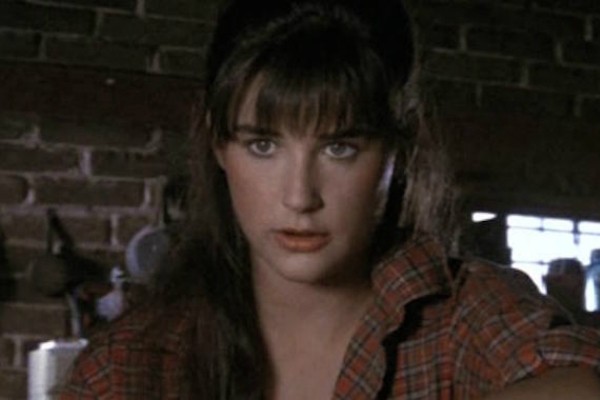 Demi Moore em ‘O Parasita’ (1982) (Foto: Reprodução)